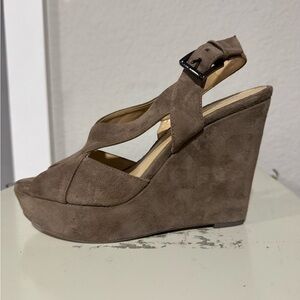 Michael Kors Becky Wedge Taupe Sandal Women Size 8 NWOT
